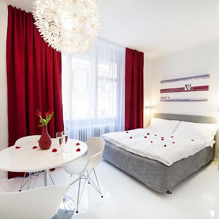 Honeymoon Ruterra Studio Prag Zimmer foto